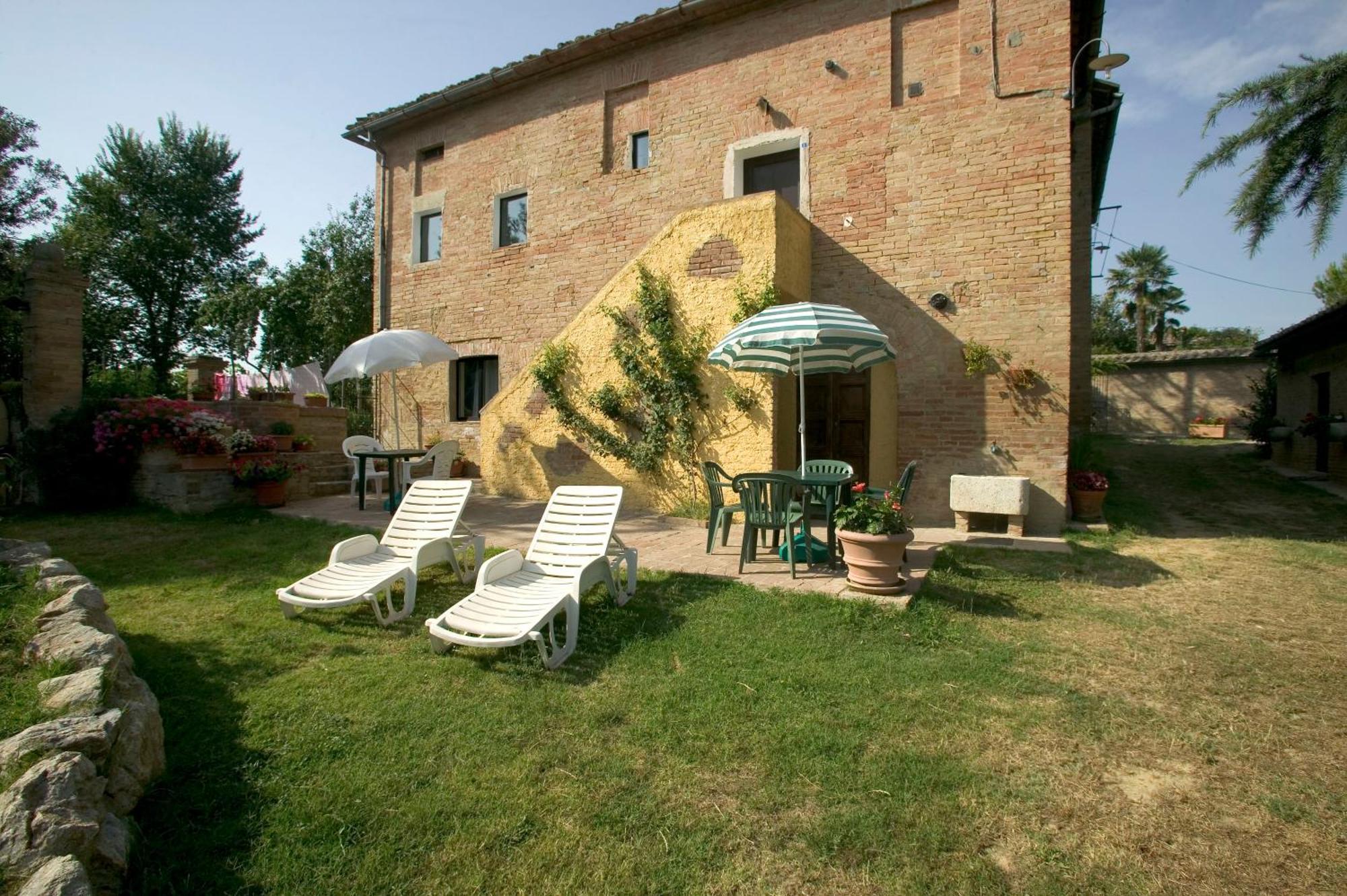 Agriturismo La Grotta Di Montecchino Siena Ngoại thất bức ảnh