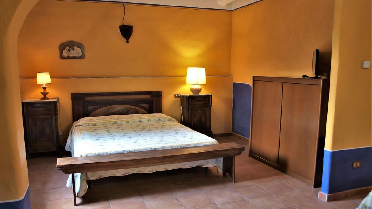 Agriturismo La Grotta Di Montecchino Siena Ngoại thất bức ảnh