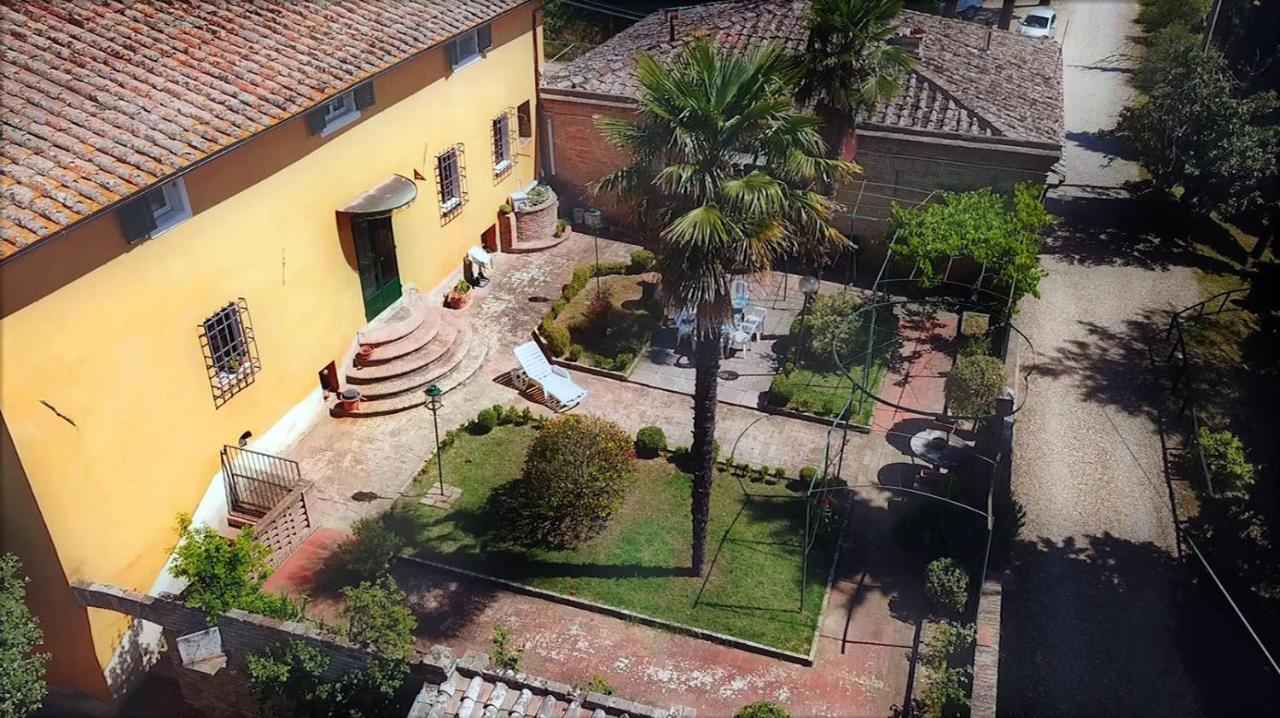 Agriturismo La Grotta Di Montecchino Siena Ngoại thất bức ảnh