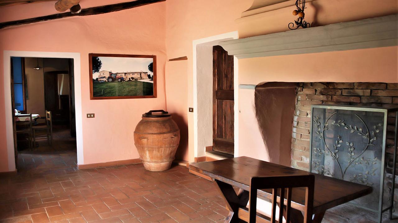 Agriturismo La Grotta Di Montecchino Siena Ngoại thất bức ảnh